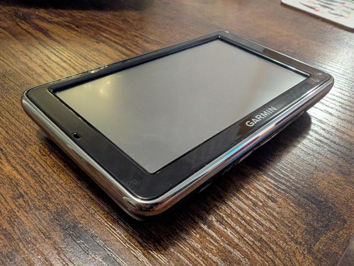Garmin sat nav unit - 4nsf, (no